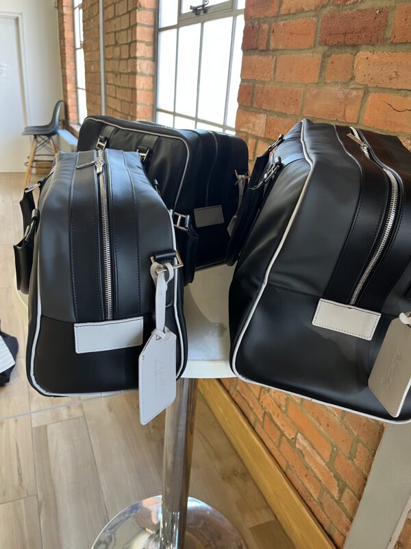 AMR Black/Argento Grey 3 Piece Luggage Set - Image 2