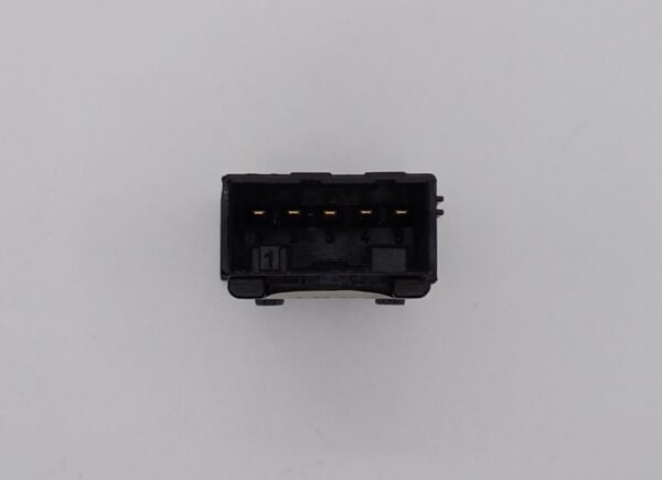 Vanquish Hazard Warning Light Button - Image 2