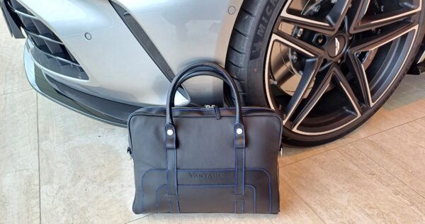 Vantage Leather Laptop Bag - Image 2