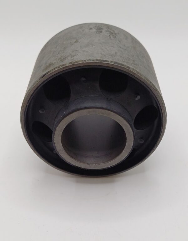 DB7 Volante Front Crossbeam Bush - Image 2