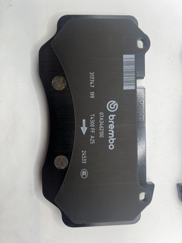 Front Carbon Brake Pads for Vanquish - Image 4