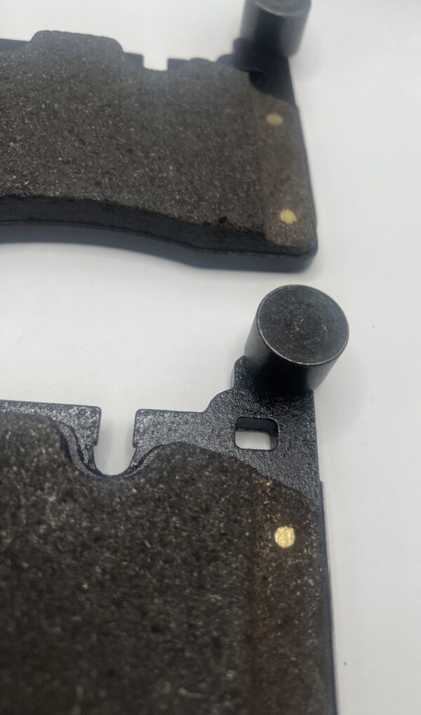Rear Brake Pads for DB11 & Vantage - Image 4