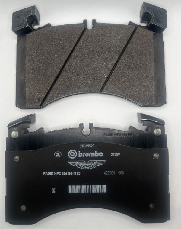 Front Carbon Brake Pads for DBX