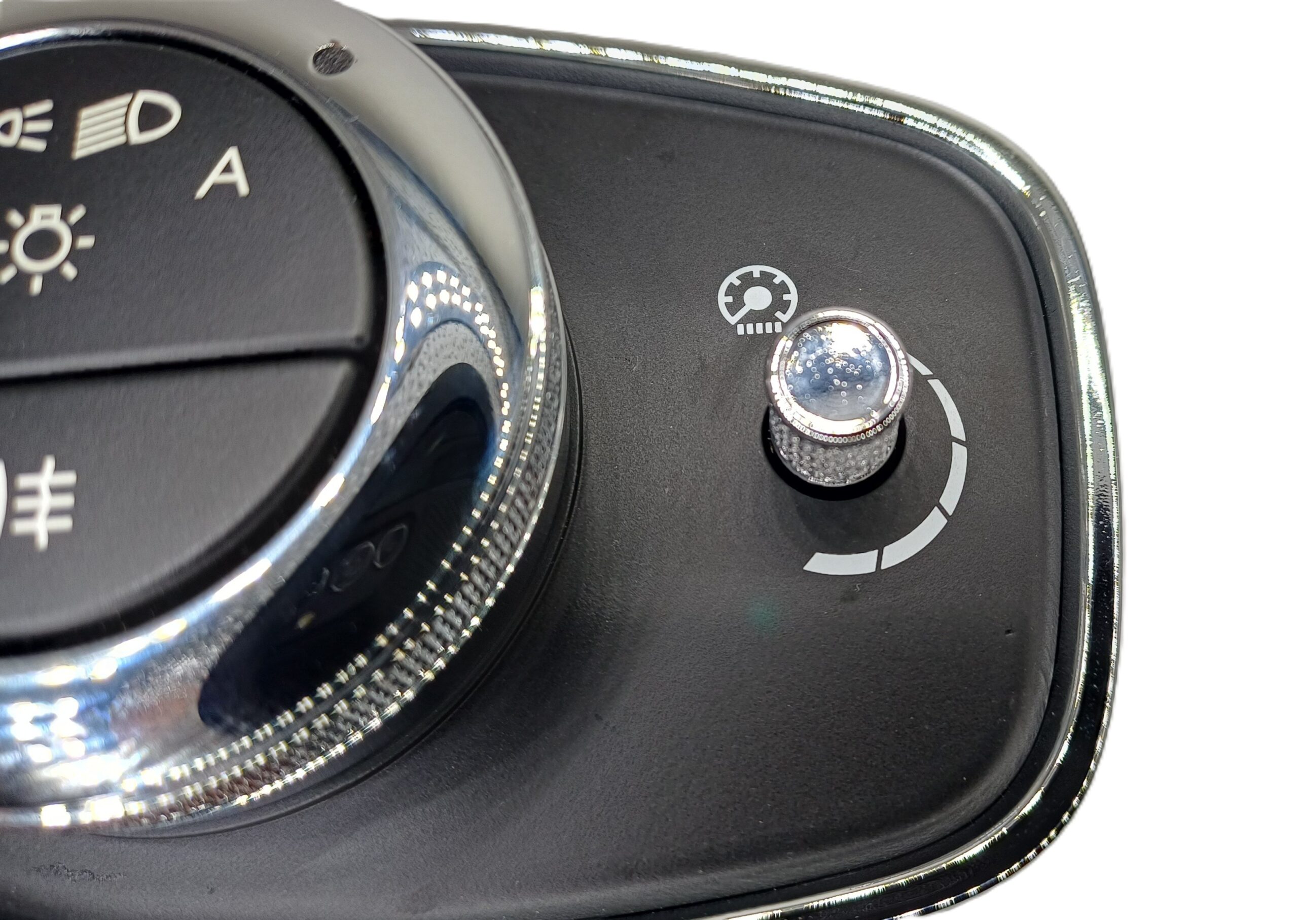 Fog Lamp Control Cluster - RHD Bright Chrome - DB11 & DBS Superleggera - Image 2